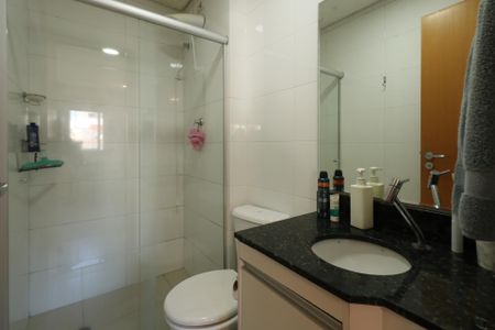 Banheiro de apartamento à venda com 1 quarto, 37m² em Osvaldo Cruz, São Caetano do Sul