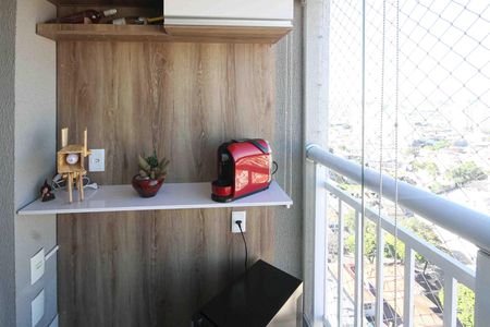 Apartamento à venda com 73m², 3 quartos e 1 vaga Apartamento à venda com 73m², 3 quartos e 1 vagaVaranda