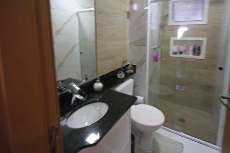 Apartamento à venda com 73m², 3 quartos e 1 vaga Apartamento à venda com 73m², 3 quartos e 1 vagaBanheiro da Social