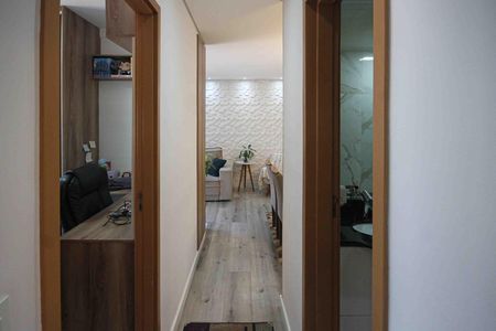 Apartamento à venda com 73m², 3 quartos e 1 vaga Apartamento à venda com 73m², 3 quartos e 1 vagaCorredor