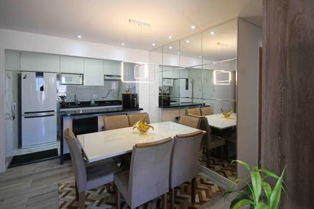 Apartamento à venda com 73m², 3 quartos e 1 vaga Apartamento à venda com 73m², 3 quartos e 1 vagaSala de jantar