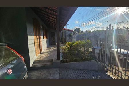 Casa à venda com 3 quartos, 258m² em Jardim Guanabara, Belo Horizonte