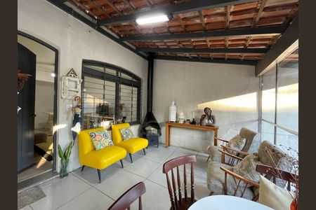 Casa para alugar com 120m², 3 quartos e 2 vagas
