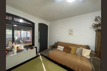 Casa para alugar com 120m², 3 quartos e 2 vagas