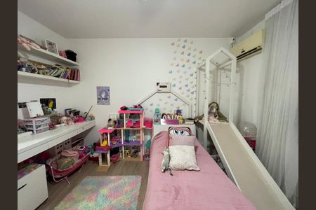 Casa para alugar com 120m², 3 quartos e 2 vagas