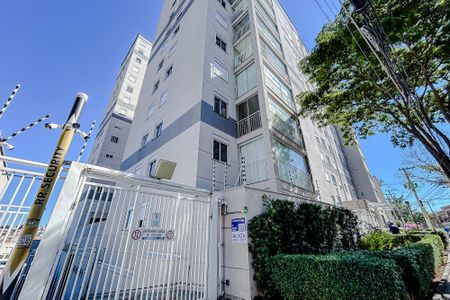 Fachada com Plaquinha de apartamento para alugar com 2 quartos, 33m² em Cidade Mãe do Céu, São Paulo