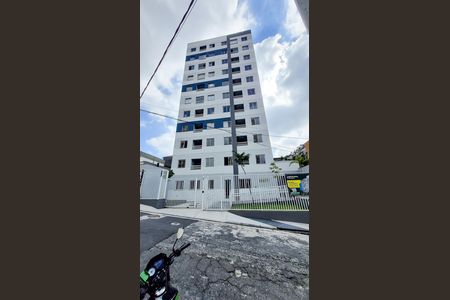 Studio para alugar com 30m², 2 quartos e sem vaga Studio para alugar com 30m², 2 quartos e sem vagaFachada