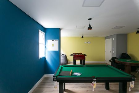 Studio para alugar com 30m², 2 quartos e sem vaga Studio para alugar com 30m², 2 quartos e sem vagaSala de Jogos