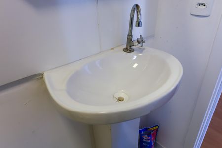 Studio para alugar com 30m², 2 quartos e sem vaga Studio para alugar com 30m², 2 quartos e sem vagaBanheiro