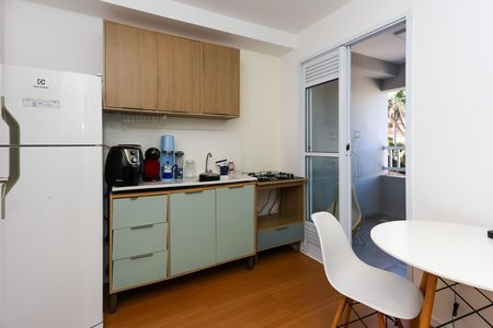 Studio para alugar com 30m², 2 quartos e sem vaga Studio para alugar com 30m², 2 quartos e sem vagaSala / cozinha