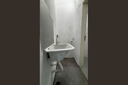 Área de Serviço - Banheiro de casa para alugar com 1 quarto, 20m² em Jardim Paraiso, Santo André