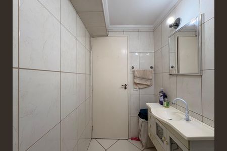 Apartamento à venda com 64m², 2 quartos e 1 vaga Apartamento à venda com 64m², 2 quartos e 1 vagaBanheiro