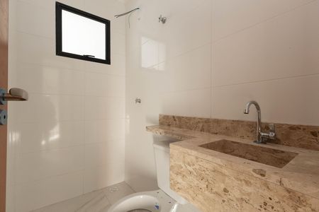 Banheiro  de apartamento à venda com 2 quartos, 40m² em Tucuruvi, São Paulo