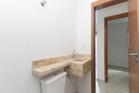 Apartamento à venda com 36m², 2 quartos e sem vaga Apartamento à venda com 36m², 2 quartos e sem vagaBanheiro
