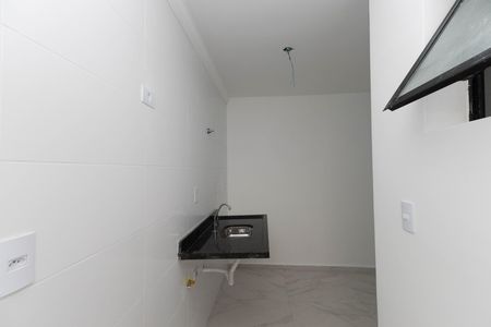 Apartamento à venda com 36m², 2 quartos e sem vaga Apartamento à venda com 36m², 2 quartos e sem vagaCozinha e Área de Serviço