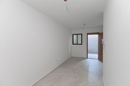 Apartamento à venda com 36m², 2 quartos e sem vaga Apartamento à venda com 36m², 2 quartos e sem vagaSala / Cozinha