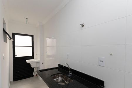 Apartamento à venda com 36m², 2 quartos e sem vaga Apartamento à venda com 36m², 2 quartos e sem vagaCozinha e Área de Serviço