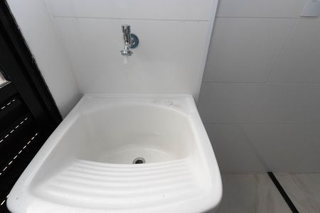 Apartamento à venda com 36m², 2 quartos e sem vaga Apartamento à venda com 36m², 2 quartos e sem vagaCozinha e Área de Serviço