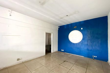 Casa para alugar com 380m², 4 quartos e 5 vagas Casa para alugar com 380m², 4 quartos e 5 vagasSala de Jantar