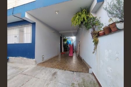 Garagem de casa à venda com 3 quartos, 164m² em Nova Petrópolis, São Bernardo do Campo