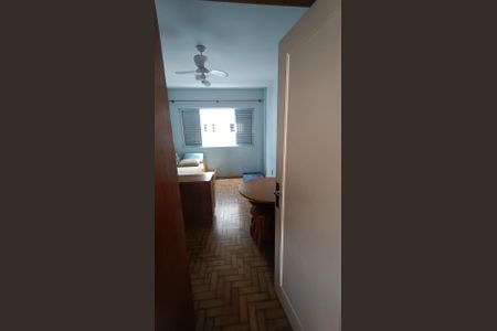 Banheiro de kitnet/studio para alugar com 1 quarto, 28m² em Gonzaga, Santos