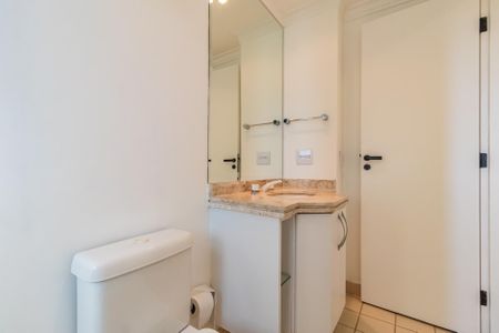 Apartamento para alugar com 150m², 3 quartos e 2 vagas Apartamento para alugar com 150m², 3 quartos e 2 vagasBanheiro da Suíte 2