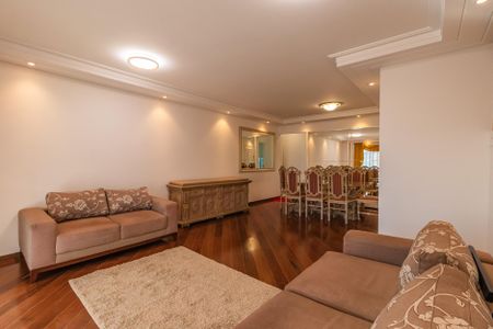 Apartamento para alugar com 150m², 3 quartos e 2 vagas Apartamento para alugar com 150m², 3 quartos e 2 vagasSala