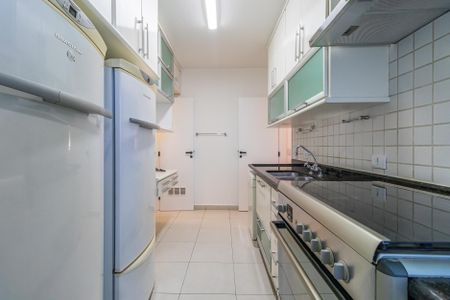 Apartamento para alugar com 150m², 3 quartos e 2 vagas Apartamento para alugar com 150m², 3 quartos e 2 vagasCozinha