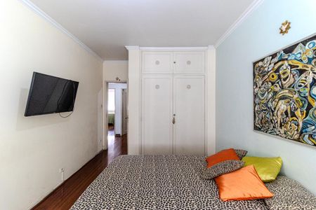 Apartamento à venda com 210m², 4 quartos e 2 vagas Apartamento à venda com 210m², 4 quartos e 2 vagasQuarto 2