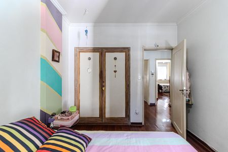Apartamento à venda com 210m², 4 quartos e 2 vagas Apartamento à venda com 210m², 4 quartos e 2 vagasQuarto 1