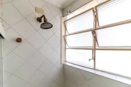 Apartamento à venda com 210m², 4 quartos e 2 vagas Apartamento à venda com 210m², 4 quartos e 2 vagasBanheiro Social