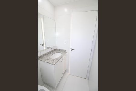 Banheiro da Suíte de apartamento para alugar com 3 quartos, 62m² em Conjunto Residencial Flamboyant, São José dos Campos