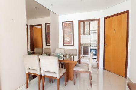 Apartamento para alugar com 70m², 2 quartos e 2 vagas Apartamento para alugar com 70m², 2 quartos e 2 vagasSala de Jantar
