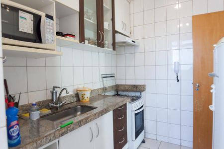 Apartamento para alugar com 70m², 2 quartos e 2 vagas Apartamento para alugar com 70m², 2 quartos e 2 vagasCozinha