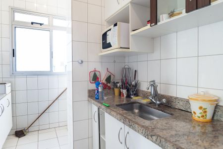 Apartamento para alugar com 70m², 2 quartos e 2 vagas Apartamento para alugar com 70m², 2 quartos e 2 vagasCozinha