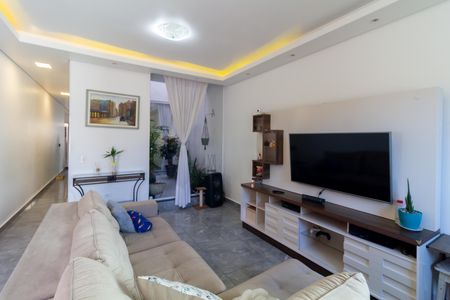 Casa à venda com 3 quartos, 145m² em Itaquera, São Paulo