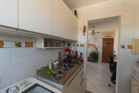 Apartamento para alugar com 47m², 2 quartos e sem vaga Apartamento para alugar com 47m², 2 quartos e sem vagaCozinha e Área de Serviço