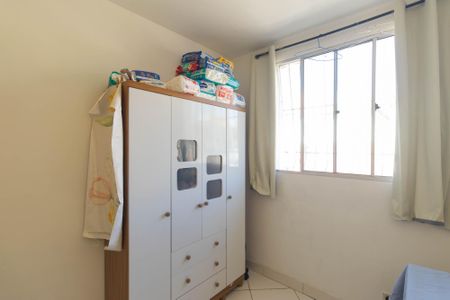 Quarto 2 de apartamento para alugar com 2 quartos, 47m² em Arsenal, São Gonçalo
