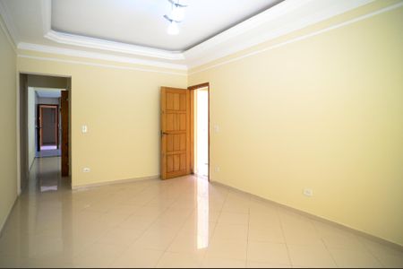 Casa para alugar com 3 quartos, 170m² em Vila Nair, São Paulo
