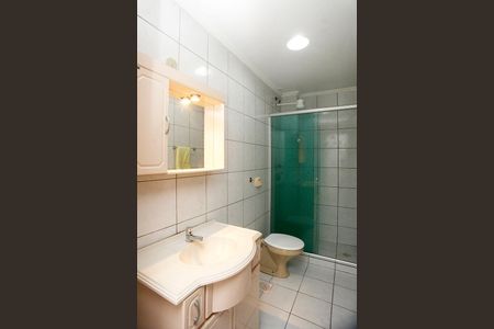 Banheiro de apartamento para alugar com 1 quarto, 46m² em Menino Deus, Porto Alegre