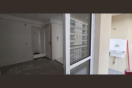 Apartamento à venda com 2 quartos, 43m² em Jardim Tres Irmaos, Taboão da Serra