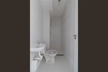 Apartamento para alugar com 33m², 2 quartos e sem vaga Apartamento para alugar com 33m², 2 quartos e sem vagaBanheiro