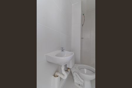 Apartamento para alugar com 33m², 2 quartos e sem vaga Apartamento para alugar com 33m², 2 quartos e sem vagaBanheiro