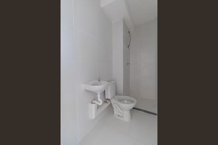 Apartamento para alugar com 33m², 2 quartos e sem vaga Apartamento para alugar com 33m², 2 quartos e sem vagaBanheiro