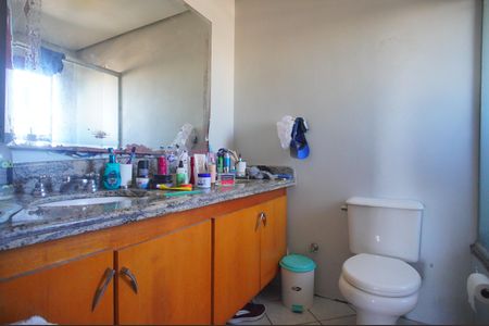 Apartamento à venda com 246m², 2 quartos e 1 vagaBanheiro da Suíte