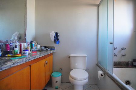 Apartamento à venda com 246m², 2 quartos e 1 vagaBanheiro da Suíte