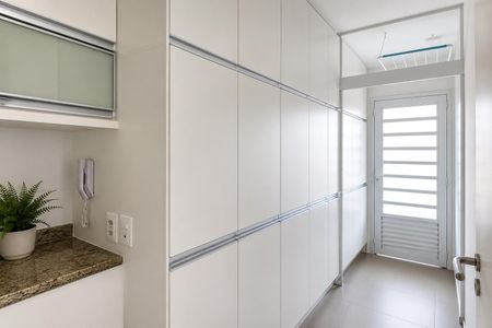 Apartamento para alugar com 105m², 3 quartos e 2 vagas Apartamento para alugar com 105m², 3 quartos e 2 vagasCozinha