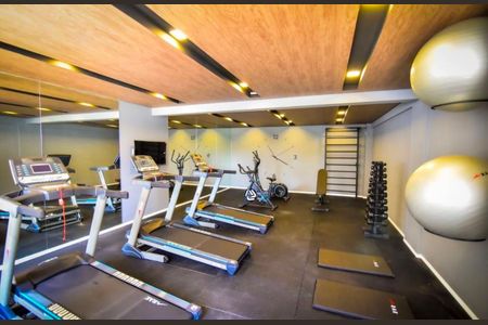 Apartamento para alugar com 39m², 2 quartos e sem vagaÁrea comum