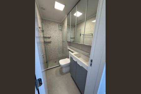 Banheiro de apartamento para alugar com 2 quartos, 39m² em Socorro, São Paulo