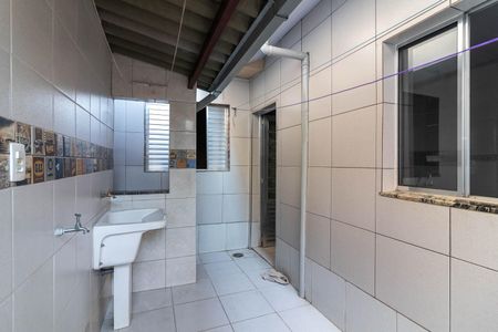 Casa para alugar com 108m², 2 quartos e 2 vagas Casa para alugar com 108m², 2 quartos e 2 vagasÁrea de Serviço